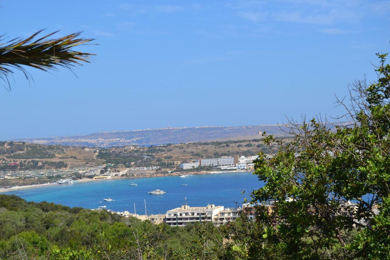Mellieha Town Centre Bright & Spacious 3 Bedroom Apartment Exteriör bild